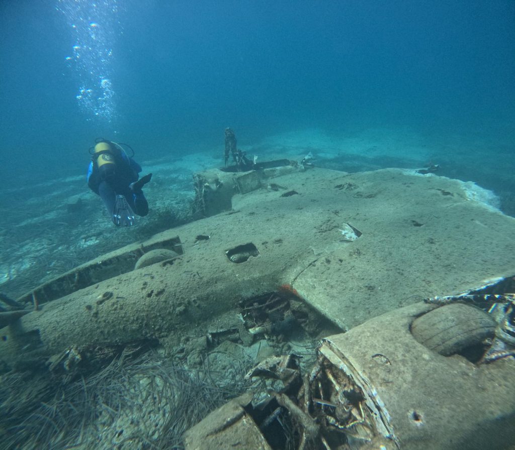 Beechcraft RU-21A wreck
