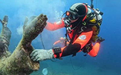 Divers Clean Italy’s Iconic Christ of the Abyss Statue